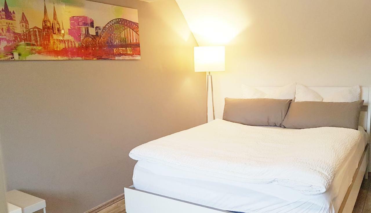 Zwei Schicke Apartments Mit Parkplatz ケルン エクステリア 写真